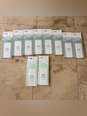 Lot of motif dressings and patches